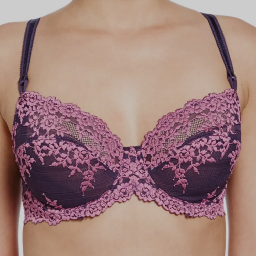 NWT Wacoal Embrace Lace bra 32DDD